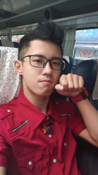 檔案:小兔(人類型態).jpg
